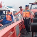 TIM SAR GABUNGAN CARI ABK KM DEDI JAYA YANG TENGGELAM PERAIRAN MUARA KALI ADEM. IMG-20230725-WA0039