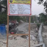 Pembangunan talud di dusun Sentul desa Gembol dimaksudkan untuk menjaga bahu jalan agar tidak terjadi longsor atau erosi. a7b4dac3-1b24-4e20-b579-e4bbf3ca7641