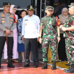 Sedangkan Presiden hadir bersama Mensesneg, Pratikno, Menteri BUMN, Erick Thohir, Menteri PUPR 82281b65-89e8-4078-a90a-c5419b8ad38f