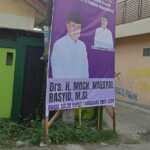 Masyarakat Pakuhaji dan sekitarnya, kok belum lepas jabatannya dari Sekda bisa berjalan reklame dan sepanduknya. d7125dac-0a34-4e5a-9364-c0cc7206381a