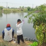 Setiap hari libur saya pasti mancing untuk menghilangkan jenuh dari tempat pekerjaan. 2ce9aa6a-d759-4428-881f-84c30c770119