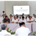 Salah satunya, dengan menerbitkan Sertipikat Hak Pengelolaan (HPL) di kawasan sempadan sungai. b35d62c6-3045-4cf1-a5b8-d69f5a0708a5