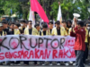 Harga Sembako + BBM Naik, Gaji Segitu-Gitu Aja: Ribuan Mahasiswa Jerit "Rakyat Ngos-Ngosan!" di Bundaran HI IMG_20260612_214028